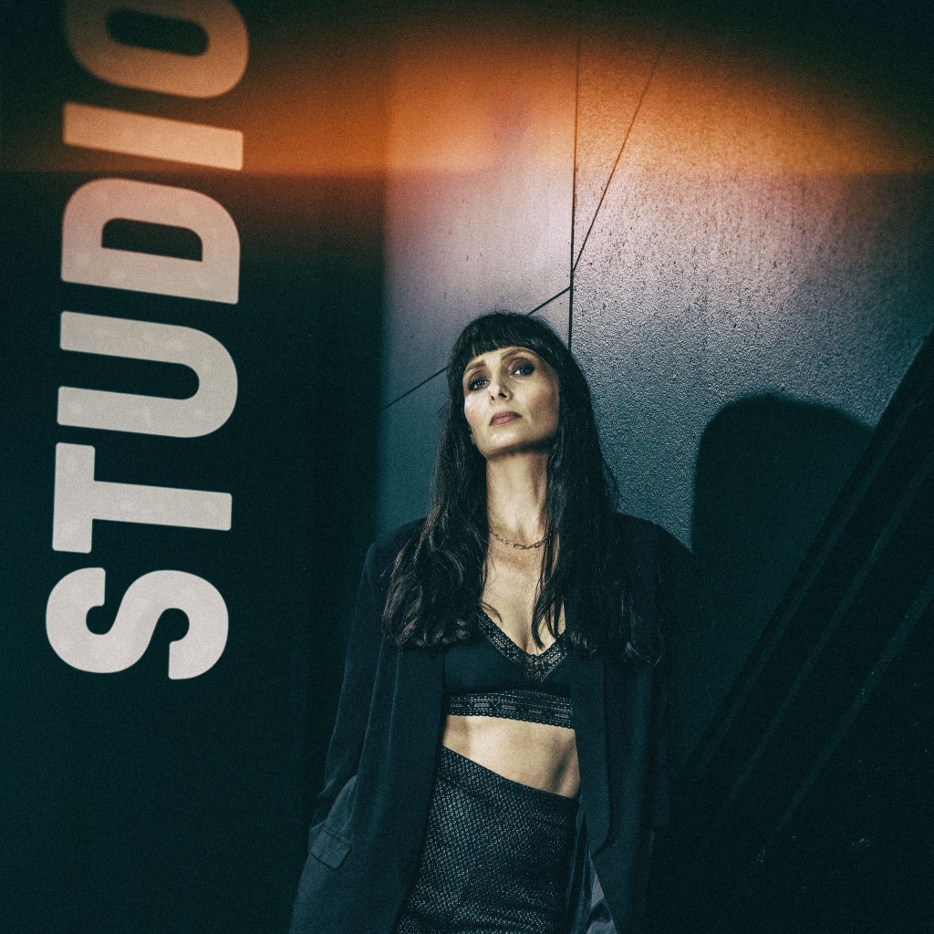 Jackknife – Amy&nbsp;Vee