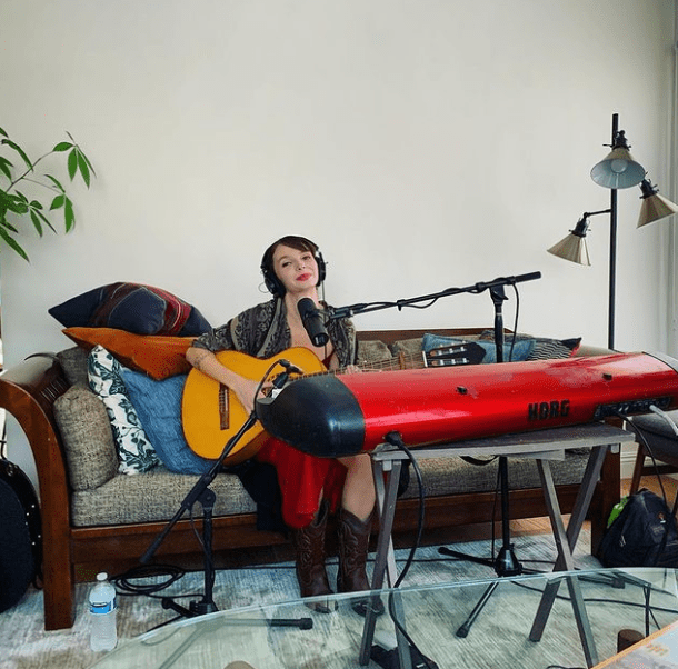 Indie Underrated: Gal Musette, Olivia Mamberti, Alex Nicol