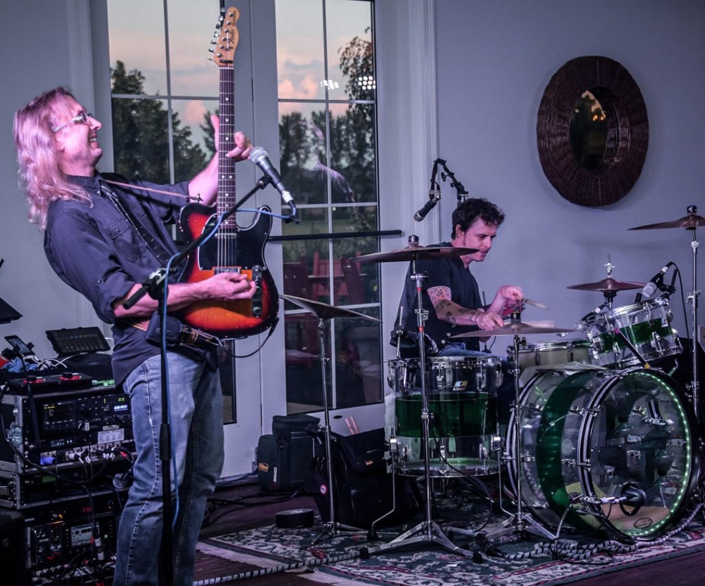 The Pulltops – Wide&nbsp;Awake