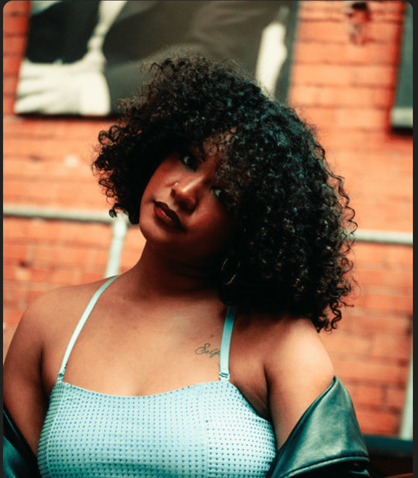 Indie Underrated: Asha Ari, Essy, Sparxsea